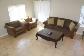 Photo #4: 2054669 Listing 