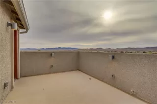 Photo #3: 2054703 Listing