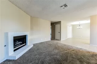 Photo #4: 2054741 Listing