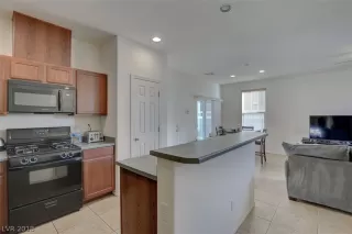 Photo #6: 2054789 Listing