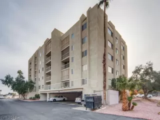 Photo #1: 2054812 Listing