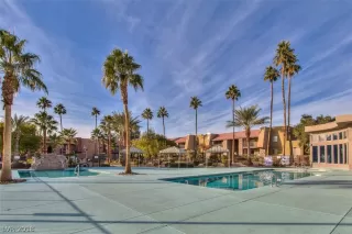 Photo #2: 2054821 Listing