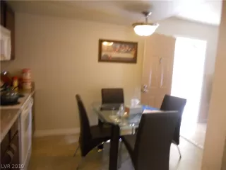 Photo #4: 2054938 Listing 