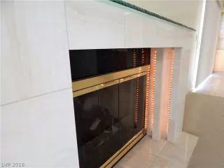 Photo #3: 2054942 Listing