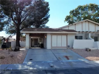 Photo #6: 2054942 Listing