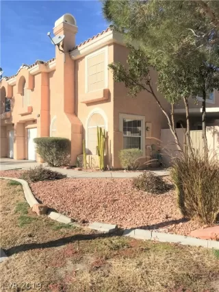 Photo #2: 2054961 Listing 