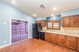 Photo #6: 2055025 Listing