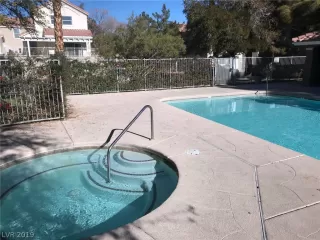 Photo #1: 2055033 Listing 