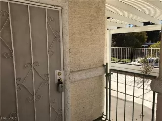 Photo #2: 2055033 Listing 