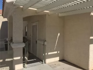 Photo #3: 2055033 Listing 