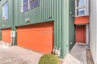 Photo #3: 2055067 Listing 