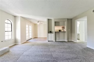 Photo #2: 2055098 Listing