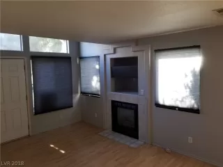 Photo #4: 2055319 Listing 