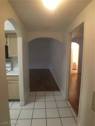 Photo #4: 2055360 Listing 