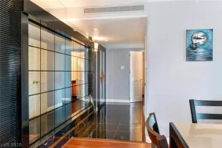 Photo #5: 2055434 Listing