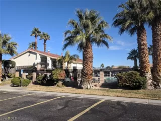 Photo #2: 2055504 Listing 