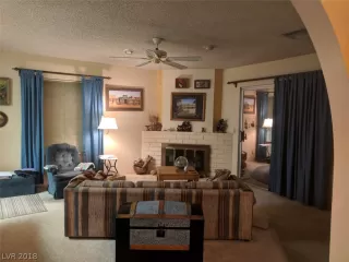 Photo #5: 2055504 Listing 