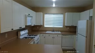 Photo #5: 2055536 Listing