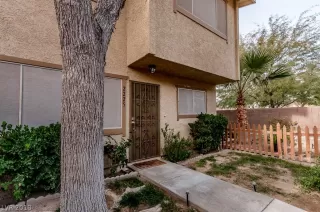 Photo #2: 2055541 Listing