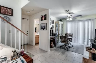 Photo #5: 2055541 Listing