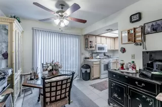 Photo #6: 2055541 Listing