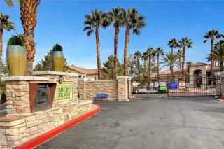 Photo #1: 2055545 Listing