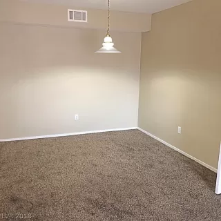 Photo #4: 2055557 Listing