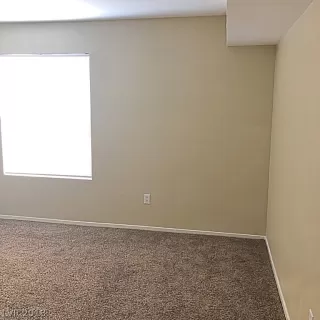 Photo #6: 2055557 Listing