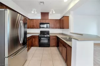 Photo #2: 2055595 Listing 