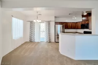 Photo #4: 2055595 Listing 