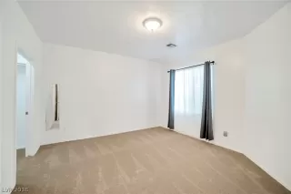 Photo #6: 2055595 Listing 