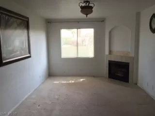 Photo #4: 2055646 Listing 