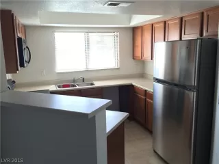 Photo #6: 2055646 Listing 