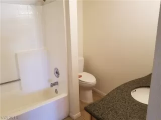 Photo #4: 2055744 Listing