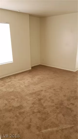 Photo #5: 2055753 Listing