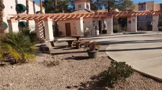 Photo #4: 2055831 Listing 