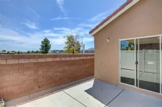 Photo #3: 2055905 Listing