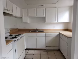 Photo #1: 2055912 Listing