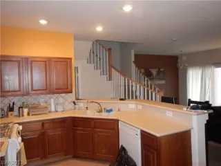 Photo #3: 2055999 Listing