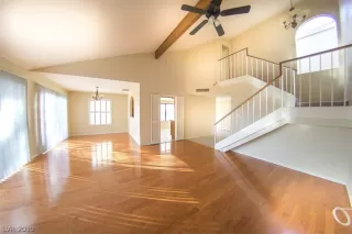 Photo #2: 2056031 Listing