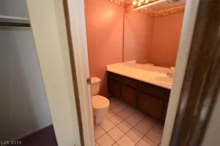 Photo #4: 2056045 Listing 