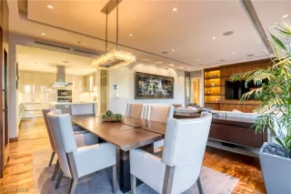 Photo #6: 2056068 Listing 