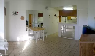 Photo #2: 2056107 Listing 