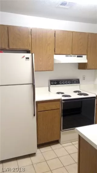 Photo #6: 2056107 Listing 