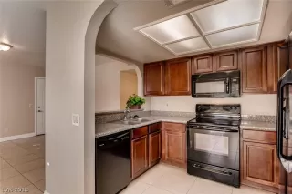 Photo #4: 2056153 Listing