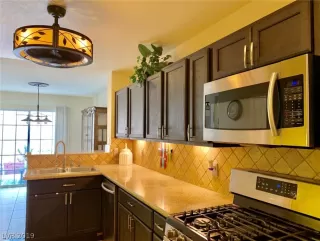 Photo #1: 2056170 Listing