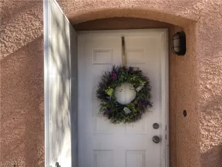 Photo #4: 2056170 Listing