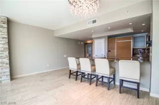 Photo #5: 2056235 Listing 