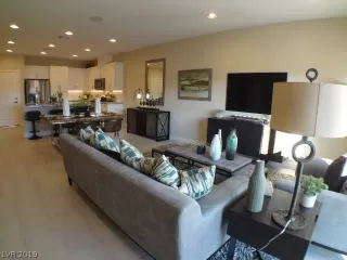 Photo #3: 2056256 Listing 