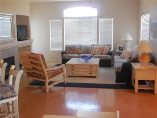 Photo #2: 2056369 Listing 